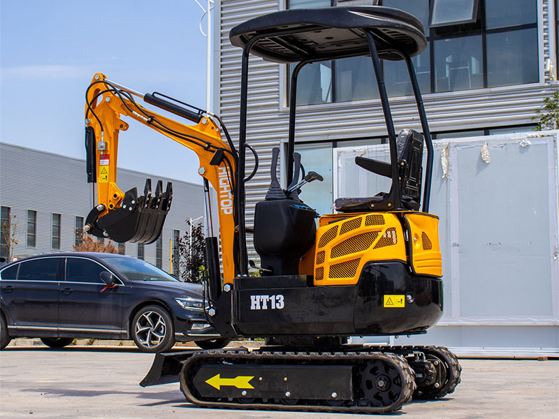 小型挖掘機機身發(fā)熱時應(yīng)檢查哪些地方？